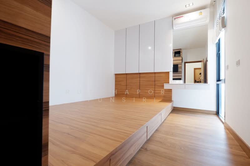 ทาวน์เฮ้าส์ในโครงการ ให้เช่า – ใกล้เซ็นทรัลเฟสติวัล เพียง 10 นาที ค่าเช่า 35,000 บาท / เดือนNo.6H149, เชียงใหม่, สันพระเนตร, สันทราย, เชียงใหม่, 185 ตร.ม., ทาวน์เฮ้าส์ ให้เช่า, โดย Rutchaporn Tunsiri, 500184929 - DDproperty.com