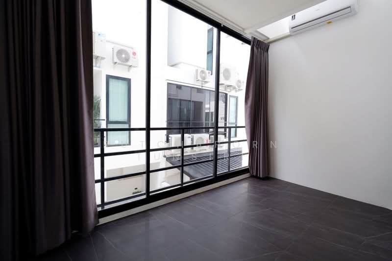 ทาวน์เฮ้าส์ในโครงการ ให้เช่า – ใกล้เซ็นทรัลเฟสติวัล เพียง 10 นาที ค่าเช่า 35,000 บาท / เดือนNo.6H149, เชียงใหม่, สันพระเนตร, สันทราย, เชียงใหม่, 185 ตร.ม., ทาวน์เฮ้าส์ ให้เช่า, โดย Rutchaporn Tunsiri, 500184929 - DDproperty.com