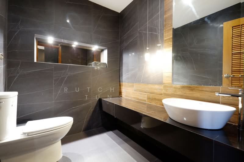 ทาวน์เฮ้าส์ในโครงการ ให้เช่า – ใกล้เซ็นทรัลเฟสติวัล เพียง 10 นาที ค่าเช่า 35,000 บาท / เดือนNo.6H149, เชียงใหม่, สันพระเนตร, สันทราย, เชียงใหม่, 185 ตร.ม., ทาวน์เฮ้าส์ ให้เช่า, โดย Rutchaporn Tunsiri, 500184929 - DDproperty.com