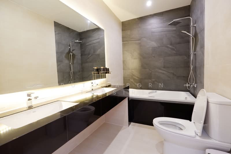 ทาวน์เฮ้าส์ในโครงการ ให้เช่า – ใกล้เซ็นทรัลเฟสติวัล เพียง 10 นาที ค่าเช่า 35,000 บาท / เดือนNo.6H149, เชียงใหม่, สันพระเนตร, สันทราย, เชียงใหม่, 185 ตร.ม., ทาวน์เฮ้าส์ ให้เช่า, โดย Rutchaporn Tunsiri, 500184929 - DDproperty.com