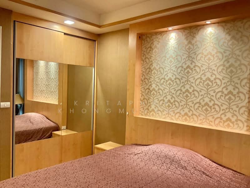 Thru Thonglor, Bangkok, Petchaburi Road, Bang Kapi, Huai Khwang, Bangkok, 1 Bedroom, 38 sqm, Condo For Rent, by Kritaphak Khongmueang, 500184960 - DDproperty.com