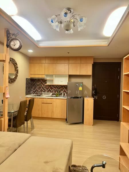 Thru Thonglor, Bangkok, Petchaburi Road, Bang Kapi, Huai Khwang, Bangkok, 1 Bedroom, 38 sqm, Condo For Rent, by Kritaphak Khongmueang, 500184960 - DDproperty.com