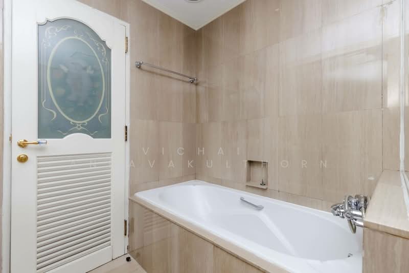 Langsuan Ville, Bangkok, 50 Soi Langsuan, Lumphini, Pathum Wan, Bangkok, 3 Bedrooms, 242 sqm, Condo For Rent, by Vichai  Annavakulthorn, 500184966 - DDproperty.com