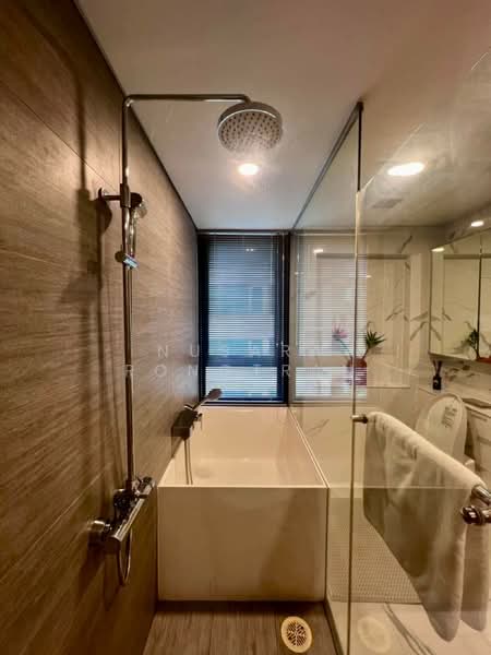 Siamese Exclusive Sukhumvit 31, Bangkok, 75 Soi Sukhumvit 31, Khlong Tan Nua, Watthana, Bangkok, 2 Bedrooms, 72 sqm, Condo For Rent, by Nusara Rongtran, 500184969 - DDproperty.com