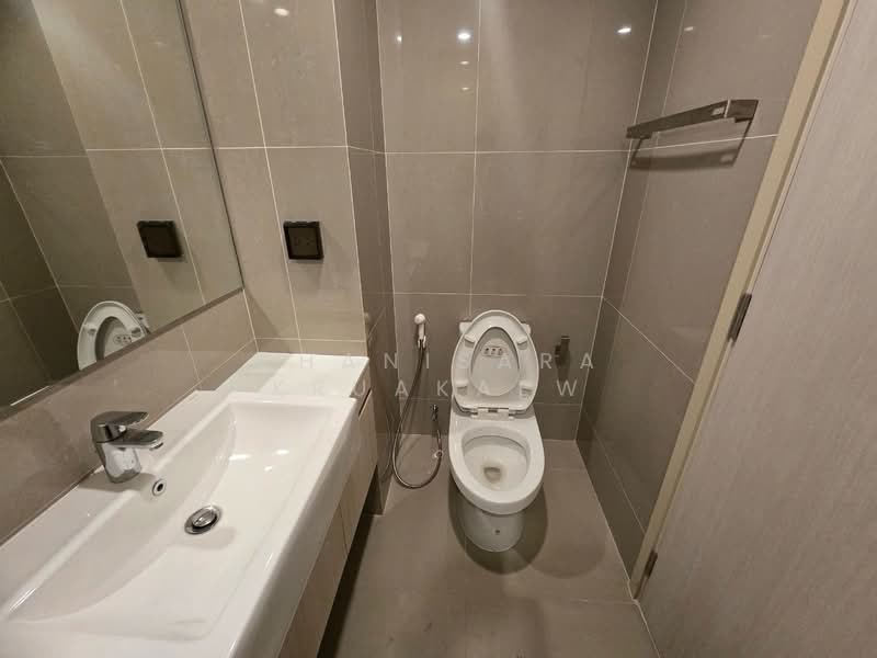 Noble Recole, Bangkok, 77 Soi Sukhumvit 19 Sukhumvit Road, Khlongtoei Nua, Watthana, Bangkok, 1 Bedroom, 35 sqm, Condo For Rent, by Chanisara Kruakaew, 500184977 - DDproperty.com