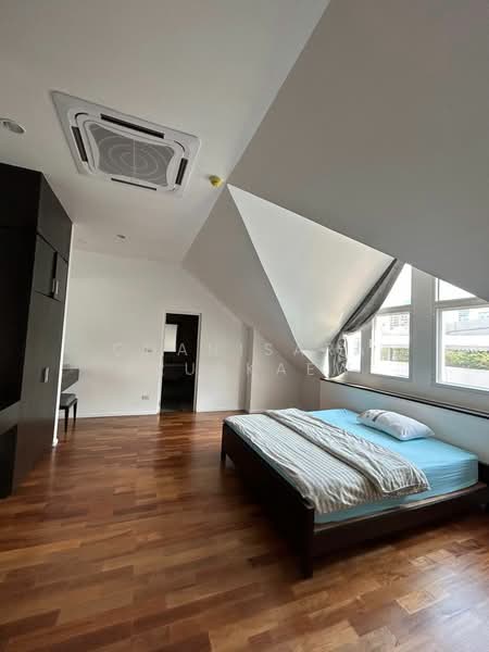 Baan Kwanta, Bangkok, 87 Sukhumvit Road, Khlong Tan Nua, Watthana, Bangkok, 4 Bedrooms, 350 sqm, Apartment For Rent, by Chanisara Kruakaew, 500185026 - DDproperty.com