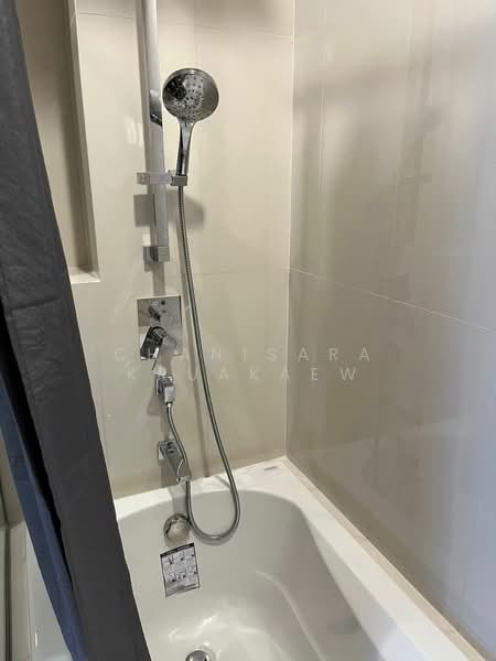 Oka Haus Sukhumvit 36, Bangkok, 3399 Rama 4 Road, Khong Tan, Khlong Toei, Bangkok, 1 Bedroom, 35 sqm, Condo For Rent, by Chanisara Kruakaew, 500185030 - DDproperty.com