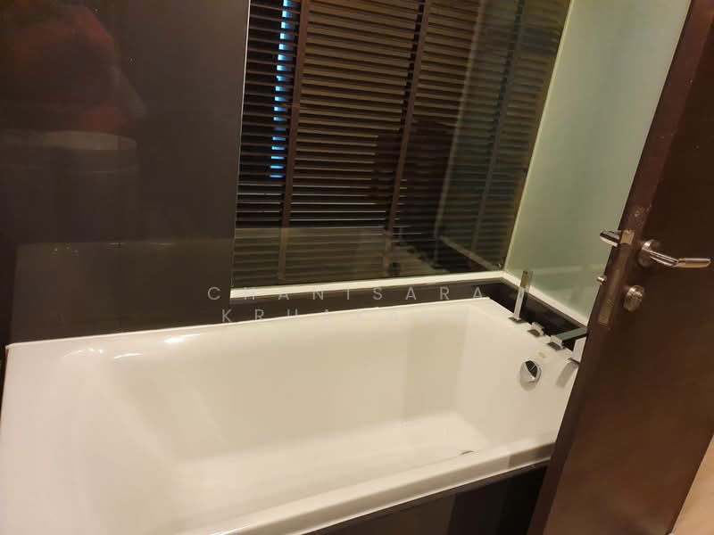 Rhythm Sathorn, Bangkok, 141 Soi Sathorn 21, Yan Nawa, Sathon, Bangkok, 1 Bedroom, 45 sqm, Condo For Rent, by Chanisara Kruakaew, 500185043 - DDproperty.com