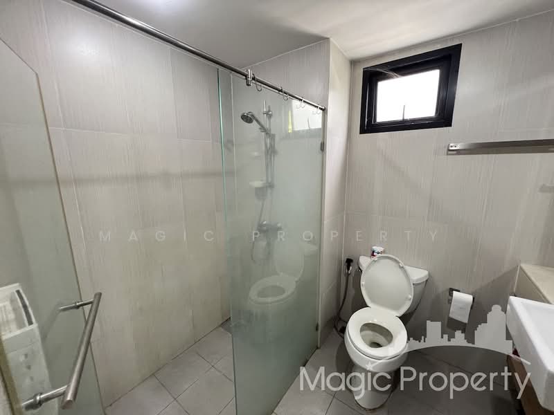 Zenith Place Sukhumvit 42, Bangkok, Sukhumvit Road, Phra Kanong, Khlong Toei, Bangkok, 2 Bedrooms, 52 sqm, Condo For Rent, by Magic Property, 500185107 - DDproperty.com