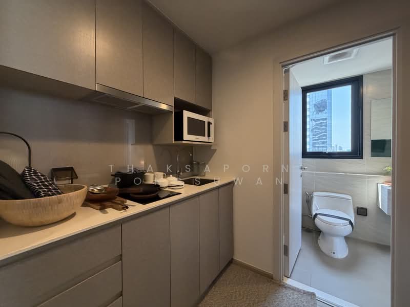 THE CROWN Residences, Bangkok, Rama 4 Road, Thung Maha Mek, Sathon, Bangkok, 2 Bedrooms, 62 sqm, Condo For Sale, by thaksaporn pongsuwan, 500185118 - DDproperty.com