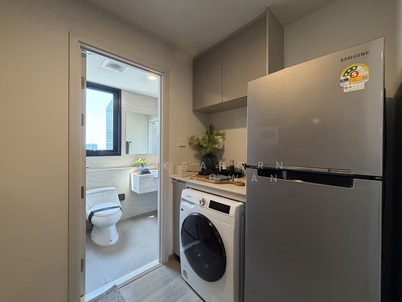 THE CROWN Residences, Bangkok, Rama 4 Road, Thung Maha Mek, Sathon, Bangkok, 2 Bedrooms, 53 sqm, Condo For Sale, by thaksaporn pongsuwan, 500185131 - DDproperty.com