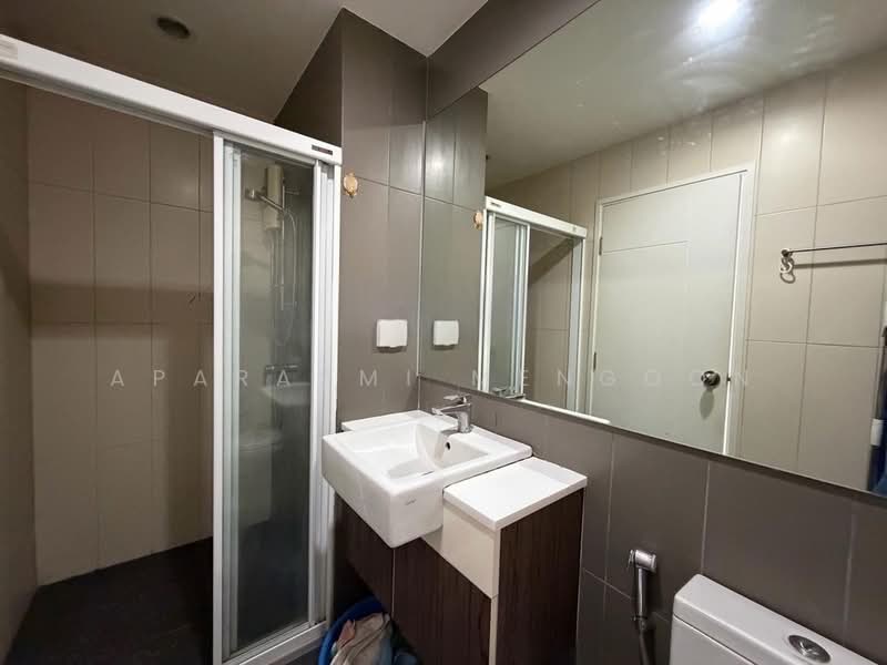Centric Ratchada-Suthisan, Bangkok, Sutthisarn Winitchai Road, Din Daeng, Din Daeng, Bangkok, 2 Bedrooms, 59 sqm, Condo For Sale, by Aparasmi Mengoon, 500185132 - DDproperty.com