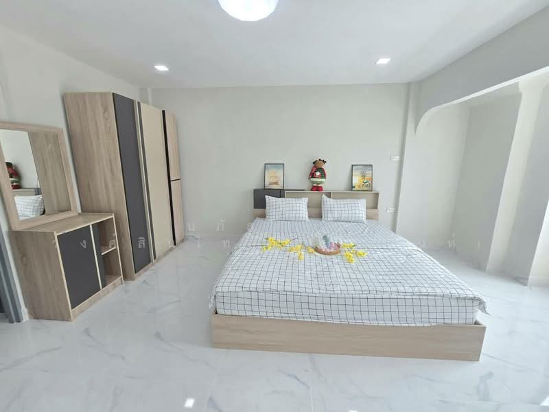 Poonsinh Thani 3, Bangkok, Rat Phatthana Road, Khlong Song Ton Nun, Lat Krabang, Bangkok, 2 Bedrooms, 80 sqm, Townhouse For Sale, by นภัสศรณ์ วงศ์สินไทยกร (นันท์), 500185156 - DDproperty.com