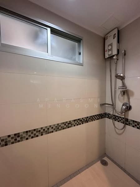 Lumpini Park Riverside Rama 3 : ลุมพินี พาร์ค ริเวอร์ไซด์ พระราม 3, กรุงเทพ, 4 ถนนพระราม 3, บางโพงพาง, ยานนาวา, กรุงเทพ, 64 ตร.ม., คอนโด ขาย, โดย Aparasmi Mengoon, 500185162 - DDproperty.com