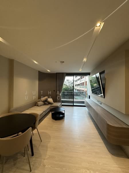 The Room Sukhumvit 38, Bangkok, Soi Sukhumvit 38, Phra Kanong, Khlong Toei, Bangkok, 2 Bedrooms, 79 sqm, Condo For Rent, by Juthabhorn Uppachit (Amy), 500185170 - DDproperty.com