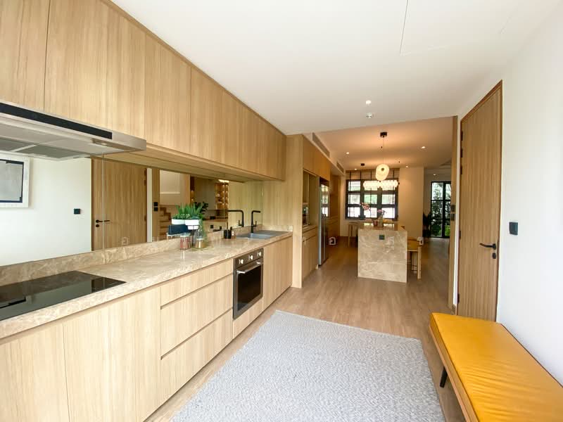 บ้านเช่าสุขุมวิท 71, Bangkok, สุขุมวิท 71, Khlong Tan Nua, Watthana, Bangkok, 4 Bedrooms, 250 sqm, Townhouse For Rent, by อมรญา ทองสุข, 500185182 - DDproperty.com