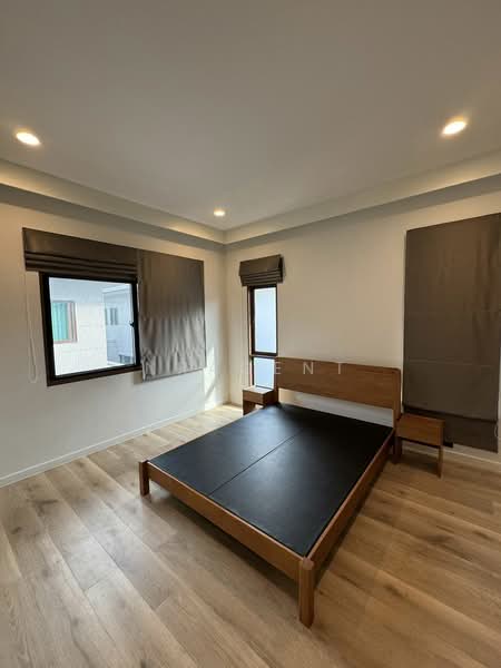 Burasiri Krungthep Kreetha, Bangkok, 95 Soi Pracha Ruam Chai, Hua Mak, Bang Kapi, Bangkok, 4 Bedrooms, 300 sqm, Single Detached House For Sale, by NRagent, 500185187 - DDproperty.com