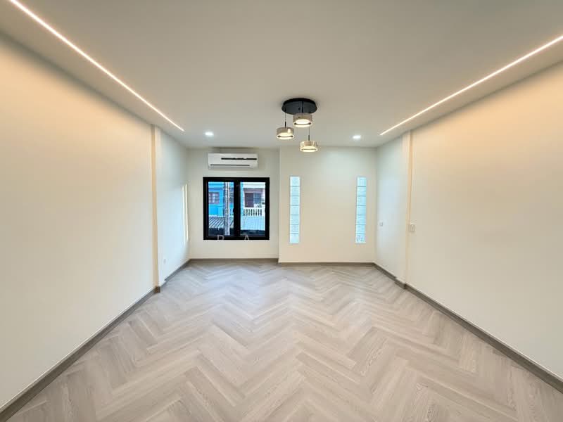 หมู่บ้านเลิศอุบล, Bangkok, Lat Phrao, Lat Phrao, Bangkok, 2 Bedrooms, 120 sqm, Townhouse For Sale, by NRagent, 500185203 - DDproperty.com