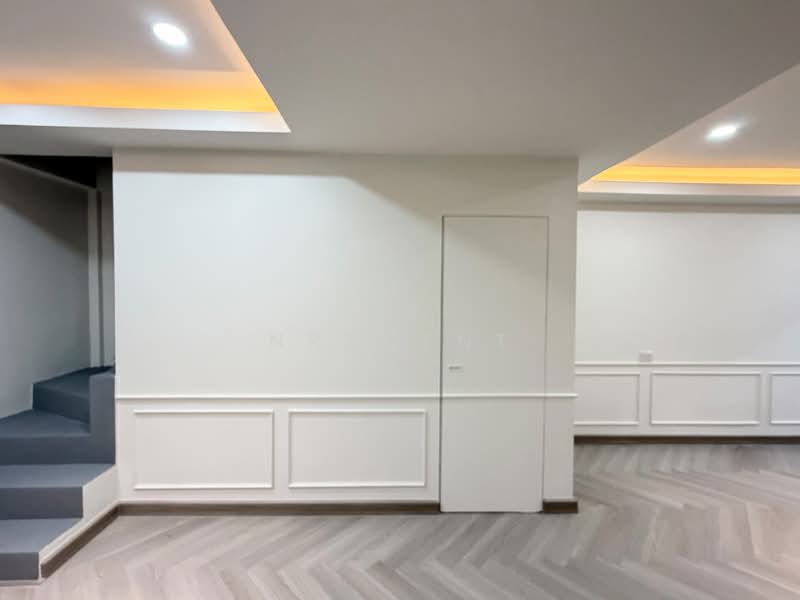 หมู่บ้านเลิศอุบล, กรุงเทพ, ลาดพร้าว, ลาดพร้าว, กรุงเทพ, 120 ตร.ม., ทาวน์เฮ้าส์ ขาย, โดย NRagent, 500185203 - DDproperty.com