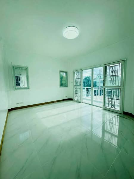 หมู่บ้านบัวทอง 4, Nonthaburi, Phimonrat, Bang Bua Thong, Nonthaburi, 4 Bedrooms, 264 sqm, Single Detached House For Sale, by สรภพ ยอดไชย (สีฝุ่น), 500185227 - DDproperty.com