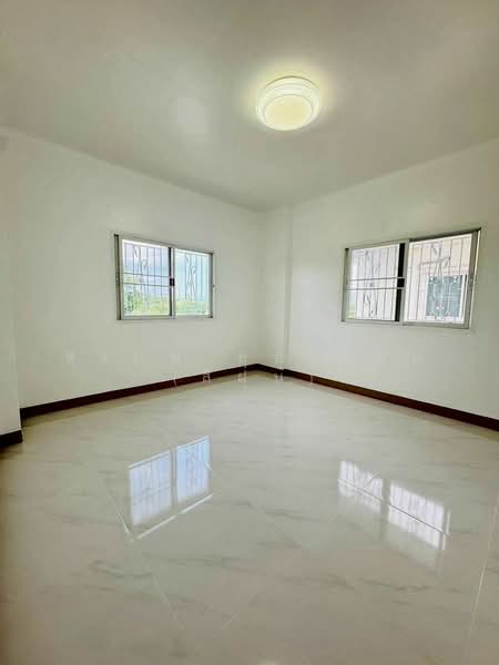 หมู่บ้านบัวทอง 4, Nonthaburi, Phimonrat, Bang Bua Thong, Nonthaburi, 4 Bedrooms, 264 sqm, Single Detached House For Sale, by สรภพ ยอดไชย (สีฝุ่น), 500185227 - DDproperty.com