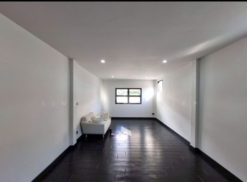 บ้านเดี่ยว 2 ชั้น ซอยพัฒนาการ 12 ใกล้ เอกมัย-ทองหล่อ ใกล้ MRT พัฒนาการ, กรุงเทพ, สวนหลวง, สวนหลวง, กรุงเทพ, 250 ตร.ม., สำนักงาน ให้เช่า, โดย LINE @firststep, 500185234 - DDproperty.com