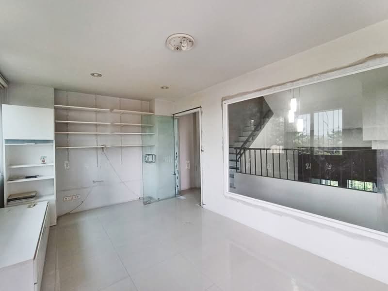 ให้เช่าสำนักงาน 400 ตรม. โฮมออฟฟิสทาวน์อินทาวน์ ลาดพร้าว 94, Bangkok, Phlapphla, Wang Thonglang, Bangkok, , 400 sqm, Office Space For Rent, by Chanitnun Mewongukote, 500185245 - DDproperty.com