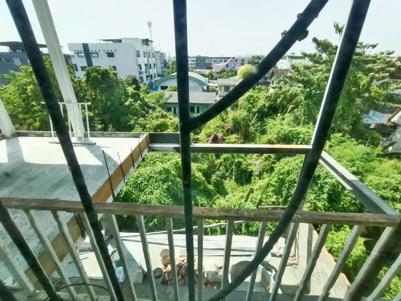 ให้เช่าสำนักงาน 400 ตรม. โฮมออฟฟิสทาวน์อินทาวน์ ลาดพร้าว 94, Bangkok, Phlapphla, Wang Thonglang, Bangkok, , 400 sqm, Office Space For Rent, by Chanitnun Mewongukote, 500185245 - DDproperty.com