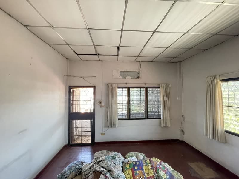 Ubon Chat 2, Nonthaburi, 11 Soi Ubonchat Village 2, Bang Rak Noi, Muang Nonthaburi, Nonthaburi, 2 Bedrooms, 124 sqm, Townhouse For Sale, by สรภพ ยอดไชย (สีฝุ่น), 500185247 - DDproperty.com