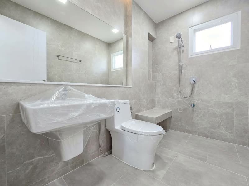 Mantana Ratchaphruek-Maha Chesadabodindranusorn Bridge, Nonthaburi, Nonthaburi 1 Road, Bang Krang, Muang Nonthaburi, Nonthaburi, 4 Bedrooms, 185 sqm, Single Detached House For Sale, by Chantat Raoprachong, 500185279 - DDproperty.com