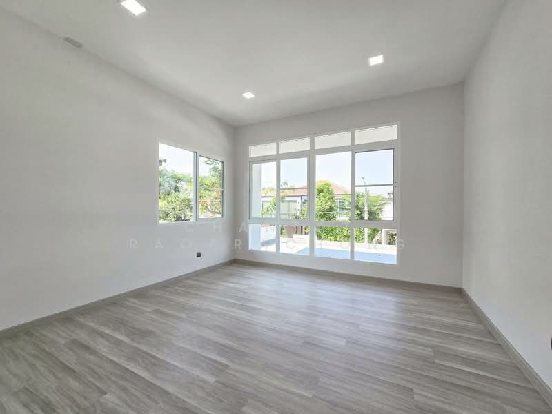 Mantana Ratchaphruek-Maha Chesadabodindranusorn Bridge, Nonthaburi, Nonthaburi 1 Road, Bang Krang, Muang Nonthaburi, Nonthaburi, 4 Bedrooms, 185 sqm, Single Detached House For Sale, by Chantat Raoprachong, 500185279 - DDproperty.com