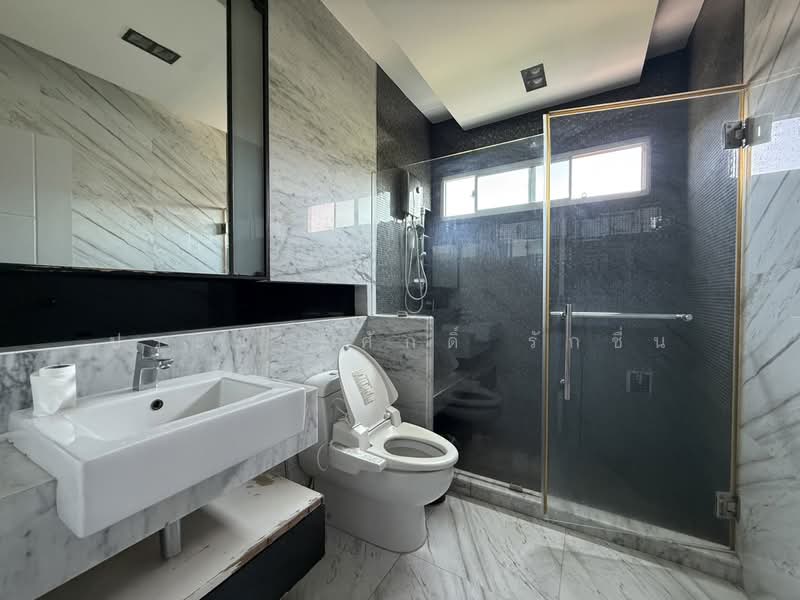 Nanthawan Uthayan-Aksa, Bangkok, Uthayan Road, Sala Thammasop, Thawi Watthana, Bangkok, 3 Bedrooms, 200 sqm, Single Detached House For Sale, by ประมวลศักดิ์ รักชื่น, 500185280 - DDproperty.com