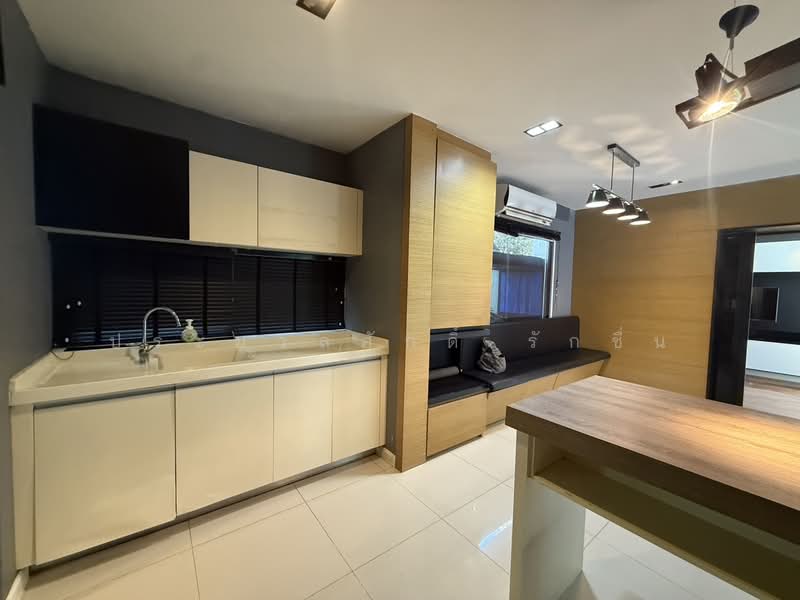 Nanthawan Uthayan-Aksa, Bangkok, Uthayan Road, Sala Thammasop, Thawi Watthana, Bangkok, 3 Bedrooms, 200 sqm, Single Detached House For Sale, by ประมวลศักดิ์ รักชื่น, 500185280 - DDproperty.com