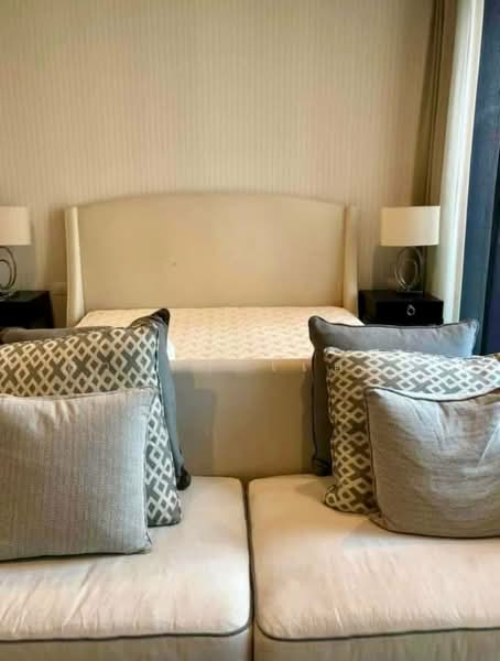 Noble Ploenchit, Bangkok, 1035 Ploenchit Road, Lumphini, Pathum Wan, Bangkok, 1 Bedroom, 50 sqm, Condo For Rent, by Sarika Saengkam, 500185299 - DDproperty.com