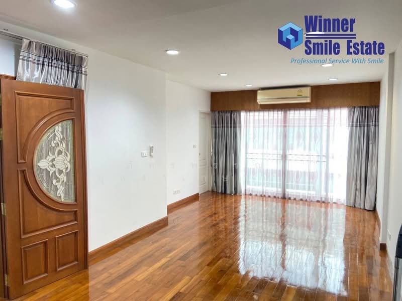 Noble Cube Pattanakarn, Bangkok, Phatthanakan Road, Suan Luang, Suan Luang, Bangkok, 3 Bedrooms, 200 sqm, Townhouse For Rent, by ภัทรพรรณ บุหงาเกษมสุข, 500185302 - DDproperty.com