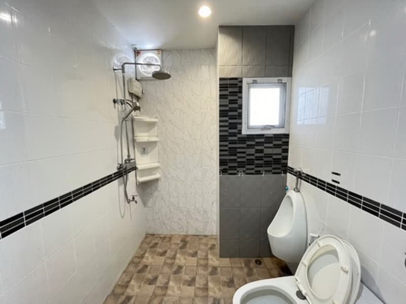 Detached House Ladprao 41, Bangkok, ลาดพร้าว 41, Chan Kasem, Chatuchak, Bangkok, 4 Bedrooms, 260 sqm, Single Detached House For Rent, by นัฐพงค์ มณีอัครเนตร, 500185322 - DDproperty.com