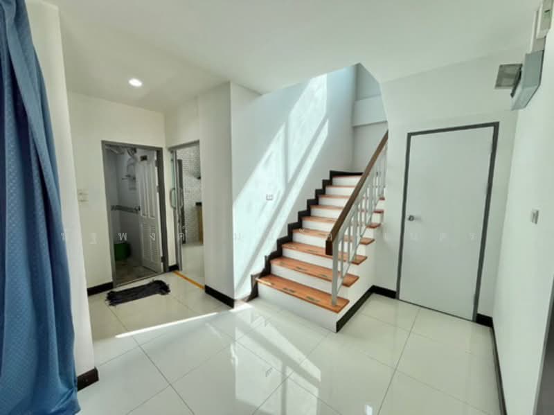 บ้านเดี่ยว ลาดพร้าว 41, กรุงเทพ, ลาดพร้าว 41, จันทรเกษม, จตุจักร, กรุงเทพ, 260 ตร.ม., บ้านเดี่ยว ให้เช่า, โดย นัฐพงค์ มณีอัครเนตร, 500185322 - DDproperty.com