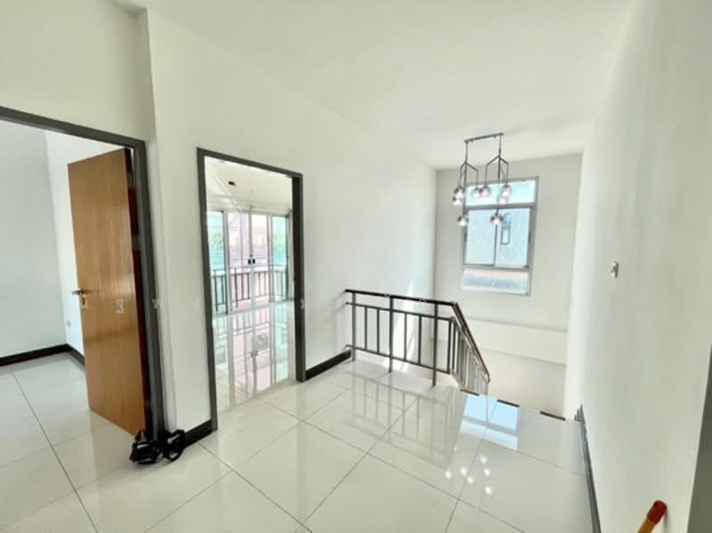Detached House Ladprao 41, Bangkok, ลาดพร้าว 41, Chan Kasem, Chatuchak, Bangkok, 4 Bedrooms, 260 sqm, Single Detached House For Rent, by นัฐพงค์ มณีอัครเนตร, 500185322 - DDproperty.com