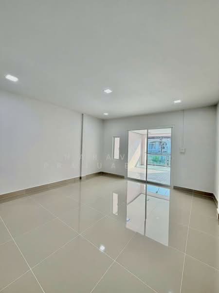 Anchalee Village : หมู่บ้านอัญชลี, นนทบุรี, ซอย หมู่บ้านอัญชลี, ท่าทราย, เมืองนนทบุรี, นนทบุรี, 64 ตร.ม., ทาวน์เฮ้าส์ ขาย, โดย Naravit Prajuabsuk, 500185342 - DDproperty.com