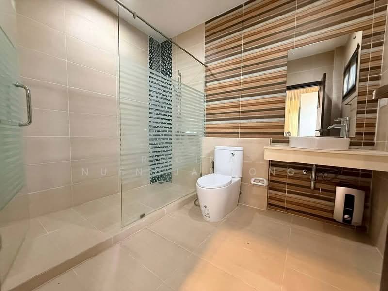 Baan Dusit Pattaya View, Chon Buri (Pattaya), Huai Yai, Bang Lamung (Pattaya), Chon Buri (Pattaya), 2 Bedrooms, 160 sqm, Single Detached House For Sale, by Regina Nuengjamnong, 500185354 - DDproperty.com