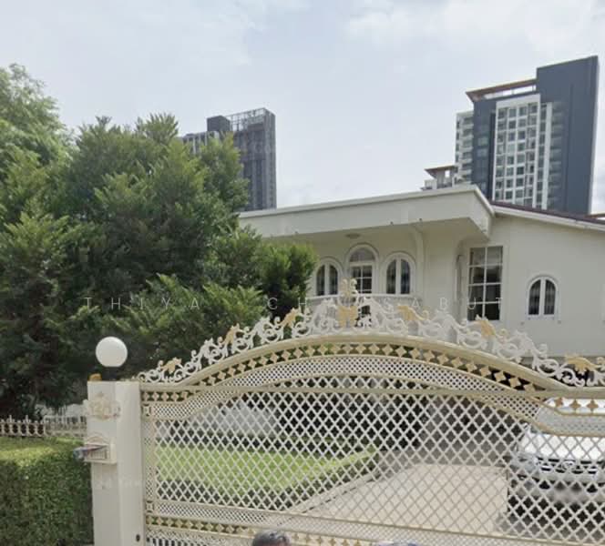 บ้านเดี่ยวสุดคลาสสิกหลังใหญ่ มีสวนหน้าบ้าน สุขุทวิท 64, กรุงเทพ, บางจาก, พระโขนง, กรุงเทพ, 300 ตร.ม., บ้านเดี่ยว ขาย, โดย Thiya​ Chaysabut, 500185358 - DDproperty.com