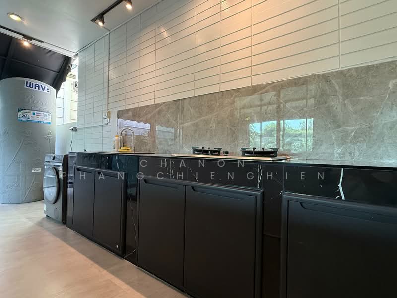 Areeya Mandarina Sukhumvit 77, Bangkok, Sukhumvit 77 Road (On Nut), Suan Luang, Suan Luang, Bangkok, 3 Bedrooms, 225 sqm, Townhouse For Rent, by Chanon Phangchienghien, 500185365 - DDproperty.com