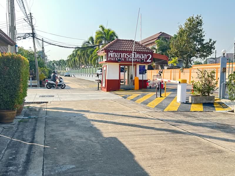 pattaya tropical village, Chon Buri (Pattaya), Nong Pru, Bang Lamung (Pattaya), Chon Buri (Pattaya), 3 Bedrooms, 340 sqm, Single Detached House For Sale, by Regina Nuengjamnong, 500185372 - DDproperty.com