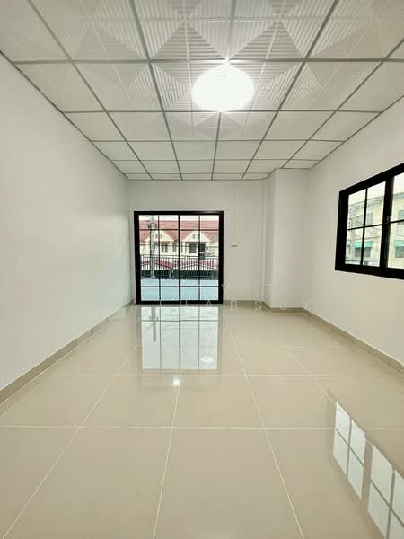 Baan Buathong 4, Nonthaburi, Ban Kluay-Sai Noi Road, Phimonrat, Bang Bua Thong, Nonthaburi, 2 Bedrooms, 96 sqm, Townhouse For Sale, by Naravit Prajuabsuk, 500185375 - DDproperty.com