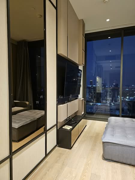 ASHTON Silom : แอชตัน สีลม, กรุงเทพ, 166 ถนนสีลม, บางรัก, บางรัก, กรุงเทพ, 50 ตร.ม., คอนโด ให้เช่า, โดย ศรัณรัตน์ พงษ์กลาง, 500185401 - DDproperty.com