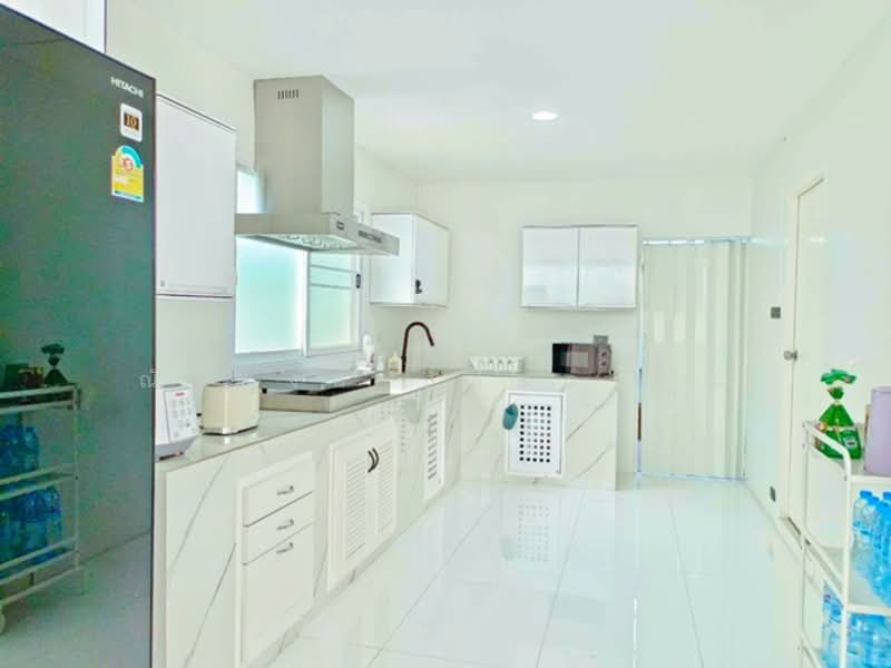 ไม่พบโครงการ, Bangkok, ลาดพร้าว โชคชัยสี่ 4, Lat Phrao, Lat Phrao, Bangkok, 2 Bedrooms, 220 sqm, Single Detached House For Rent, by ณัฐพงศ์ สุนทรอรุณ, 500185402 - DDproperty.com