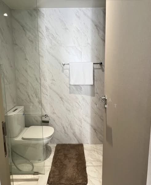 Fynn Asoke, Bangkok, 28 Sukhumvit 10 Alley, Khlong Toei, Khlong Toei, Bangkok, 1 Bedroom, 38 sqm, Condo For Rent, by Yaninatta Jaturaphut, 500185428 - DDproperty.com