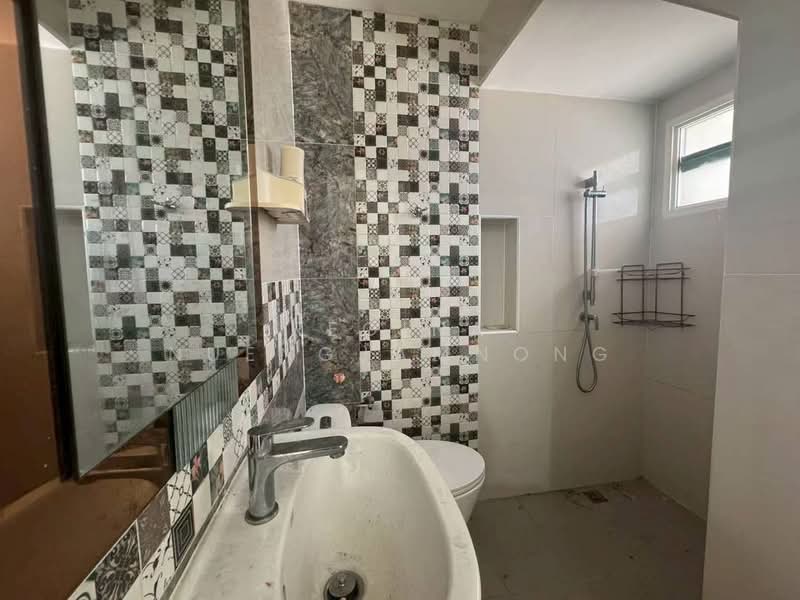 Golden Town Townhome, Chon Buri (Pattaya), Nong Pru, Bang Lamung (Pattaya), Chon Buri (Pattaya), 3 Bedrooms, 69 sqm, Townhouse For Sale, by Regina Nuengjamnong, 500185435 - DDproperty.com