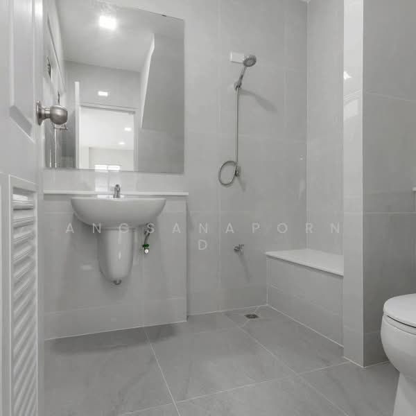 The Emerald Garden & Sport Club, Nonthaburi, Ratchaphruek Road, Bang Phlap, Pak Kret, Nonthaburi, 3 Bedrooms, 200 sqm, Single Detached House For Sale, by Angsanaporn D, 500185456 - DDproperty.com