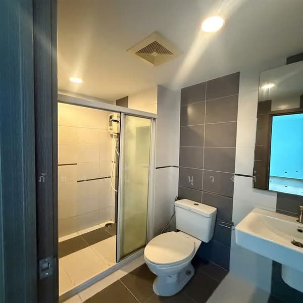 The Base Sukhumvit 77, Bangkok, 289 Sukhumvit 77 Road, Phra Kanong Nua, Watthana, Bangkok, 1 Bedroom, 31 sqm, Condo For Sale, by ณณัฐ ภัทรจินดานุวงศ์, 500185472 - DDproperty.com